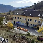 منزل للإقامة Weinbau Weidenauer Wösendorf