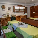 Weinbau Weidenauer Kwatera prywatna *