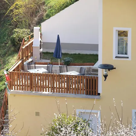 Weinbau Weidenauer Privatunterkunft