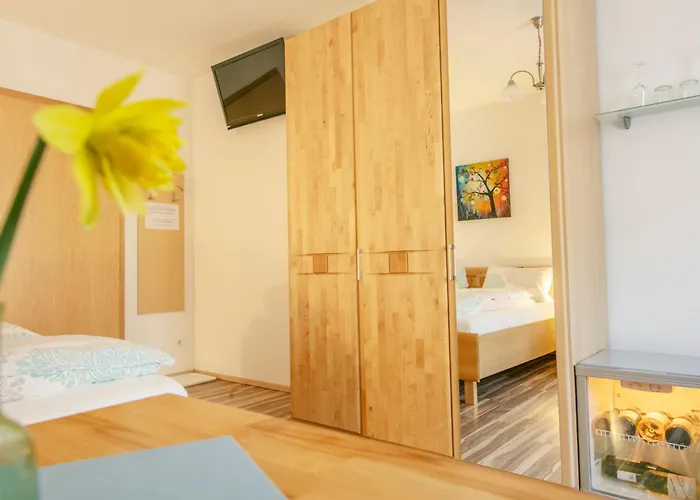 Weinbau Weidenauer Wösendorf