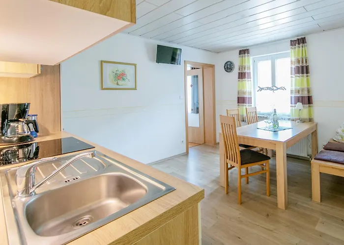 Weinbau Weidenauer *